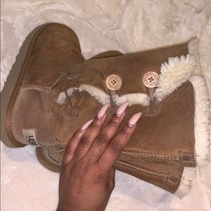 Used UGG boots